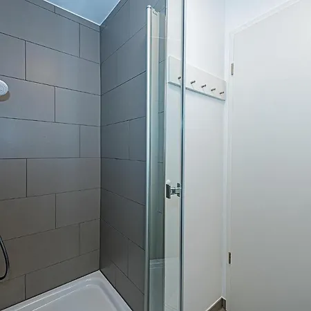 Deichhaeuser Anna Kueste Deichhaeuser Anna Kueste 7-22 벤세르시엘